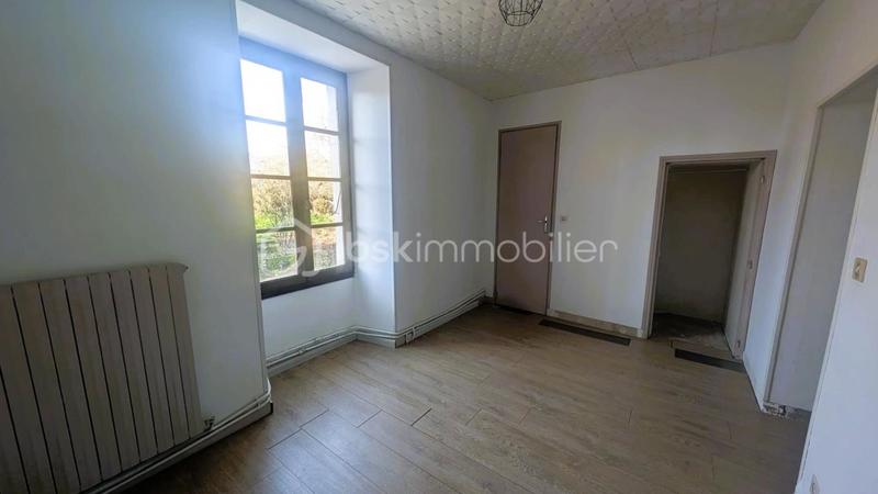 Maison de village - 176 m² - 10 pièces