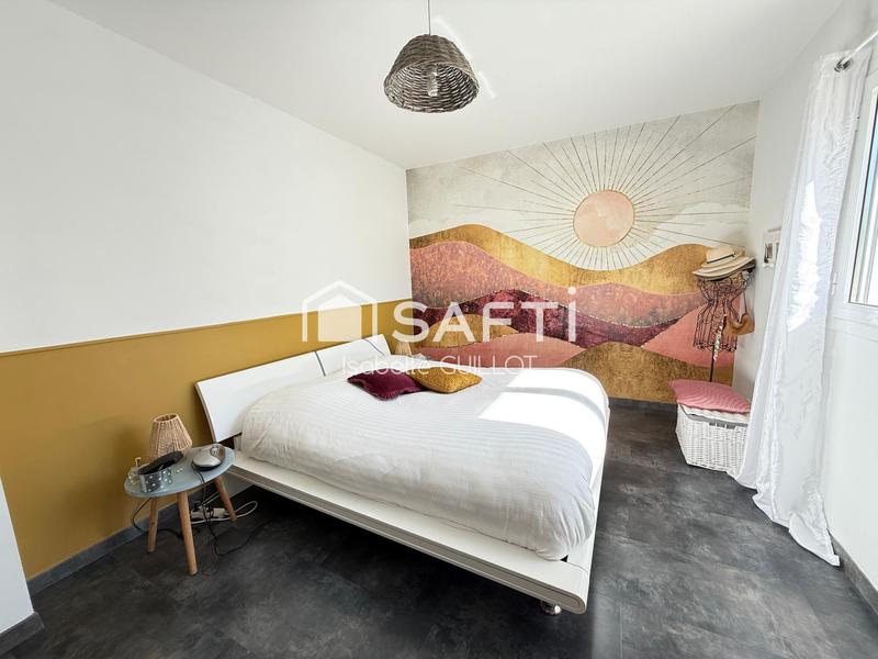 Maison - 240 m² - 7 pièces