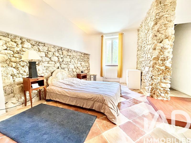 Maison - 170 m² - 6 pièces