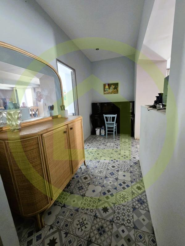 Maison - 207 m² - 7 pièces