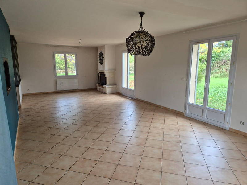 Maison - 160 m² - 8 pièces