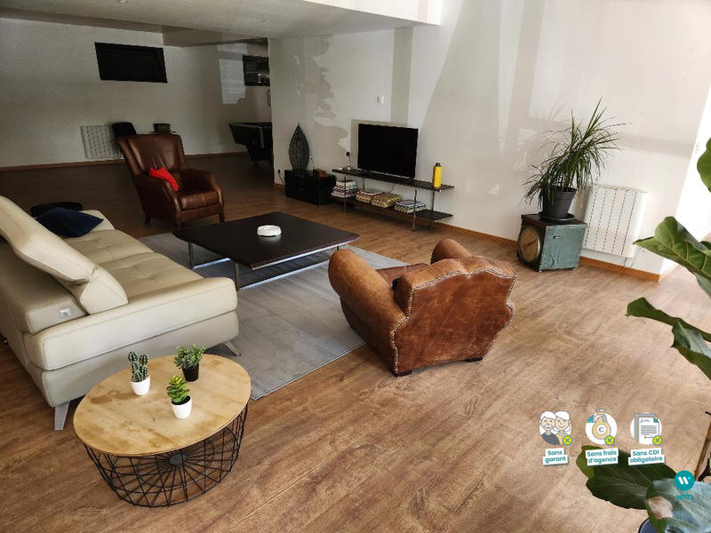 Loft - 180 m² - 4 pièces