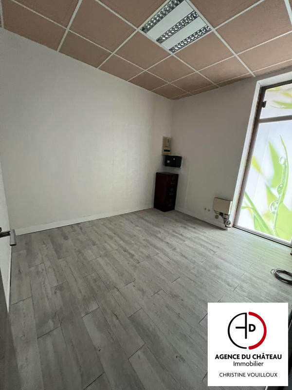 Local commercial - 163 m² - 3 pièces