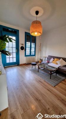 Chambre - 13 m² - 1 pièce