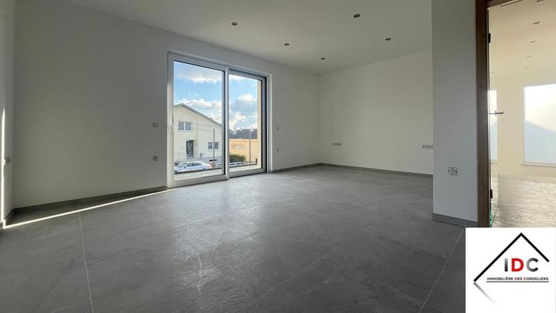 Maison - 97 m² - 4 pièces