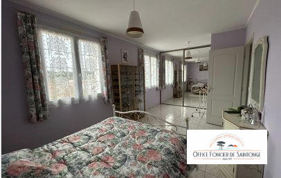 Maison - 222 m² - 7 pièces