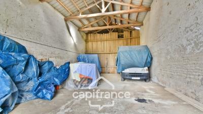 Hangar - 592 m² - 5 pièces