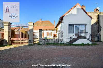 Maison de village - 217 m² - 10 pièces