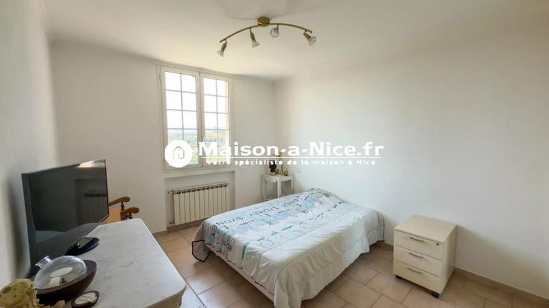 Viager - Maison - 174 m² - 6 pièces