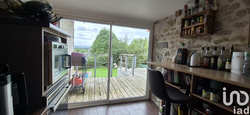 Maison - 222 m² - 6 pièces