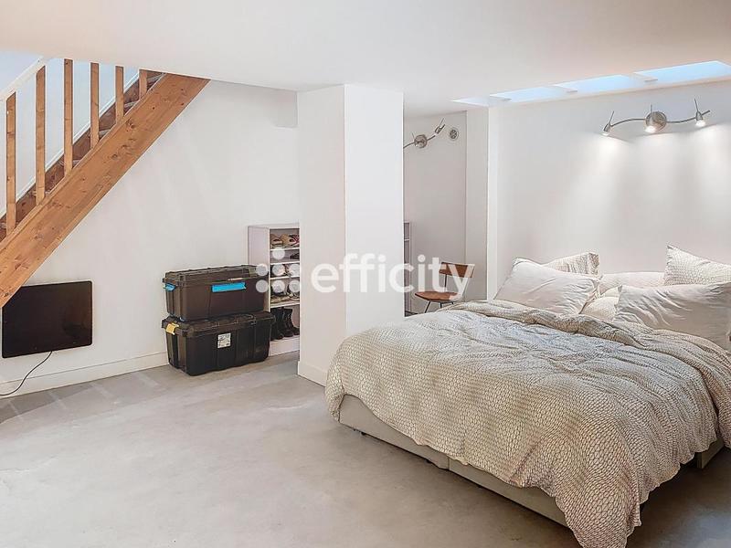 Appartement ancien - 66 m² - 3 pièces