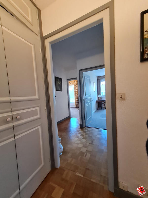 Appartement - 120 m² - 5 pièces