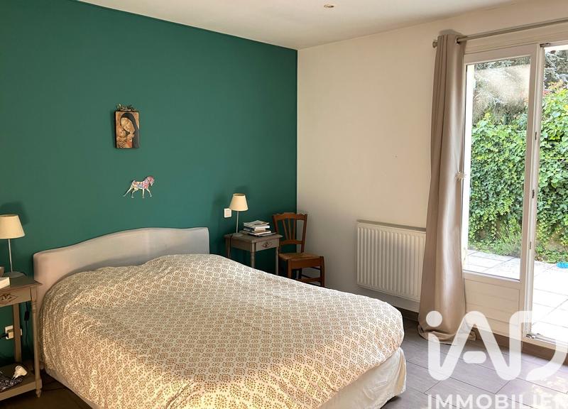 Maison - 210 m² - 10 pièces