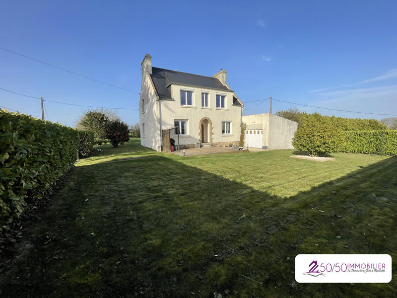 Maison - 115 m² - 8 pièces