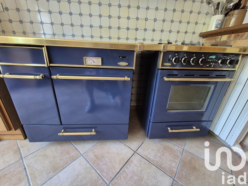 Maison - 210 m² - 8 pièces