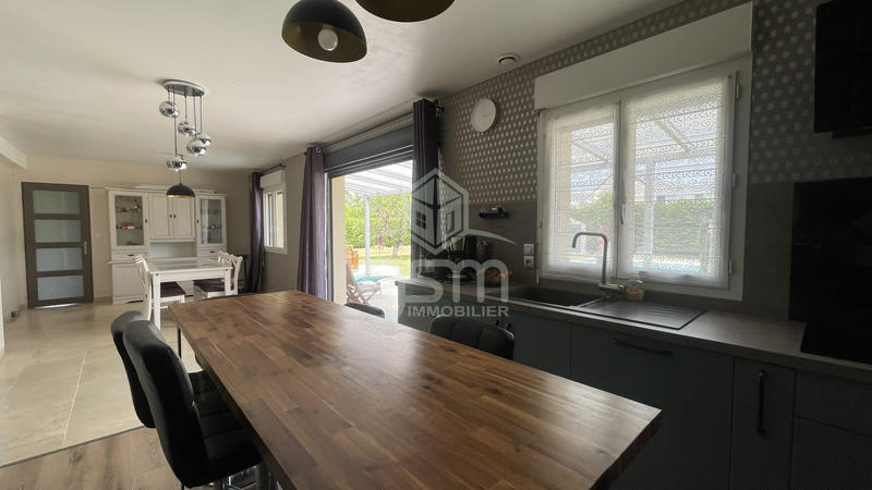 Maison contemporaine - 169 m² - 7 pièces