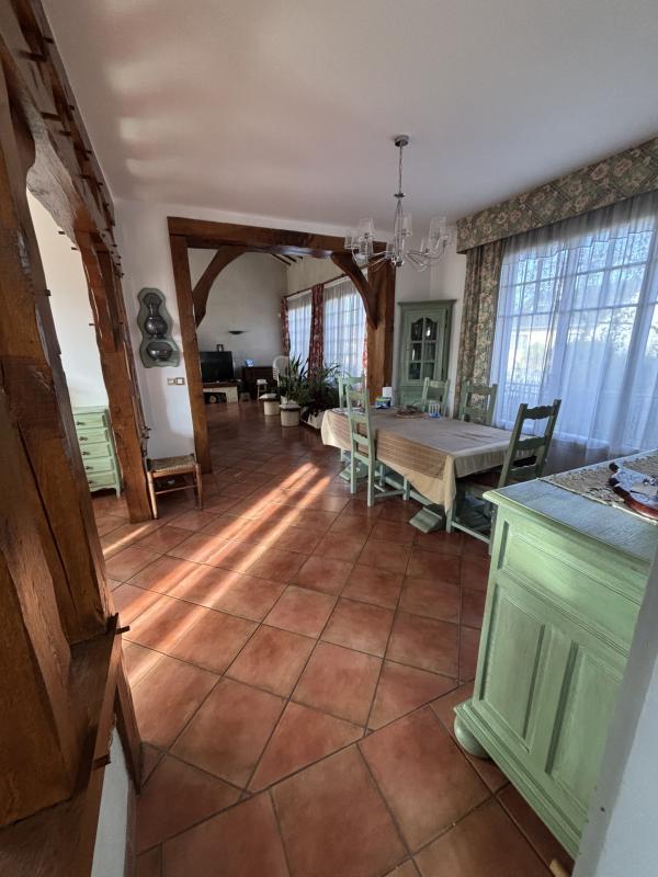 Maison - 135 m² - 6 pièces