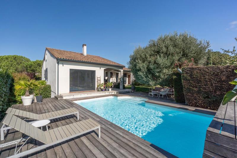 Maison - 137 m² - 5 pièces