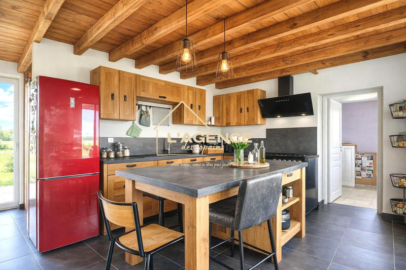 Maison ancienne - 150 m² - 4 pièces