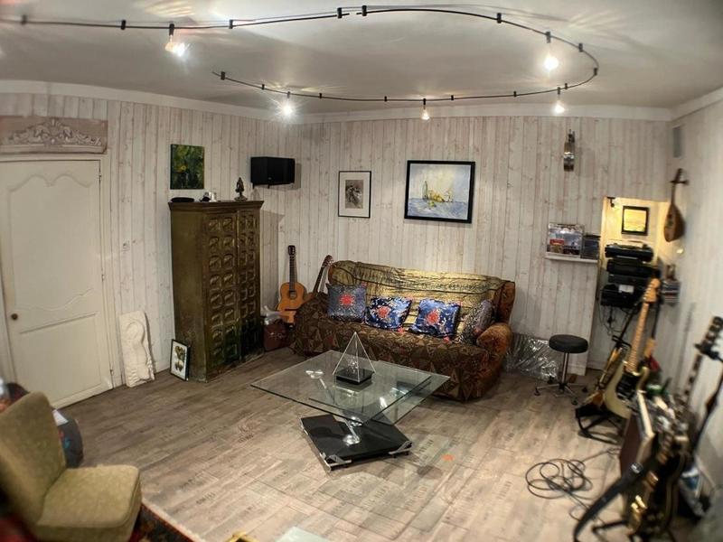 Maison - 247 m² - 7 pièces