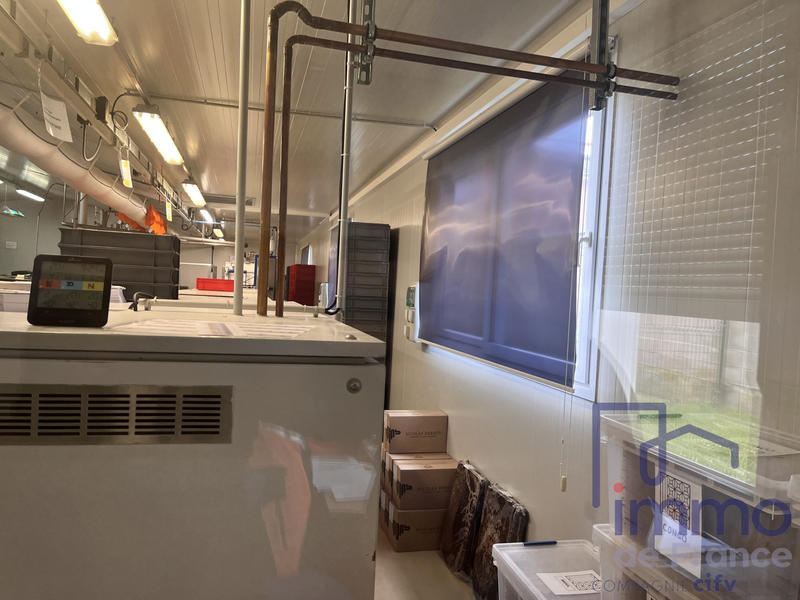 Local d'activités - 400 m²