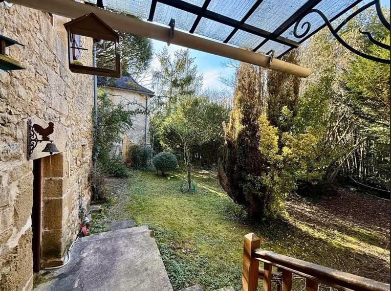 Maison - 98 m² - 4 pièces