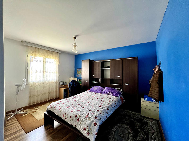 Maison - 170 m² - 6 pièces