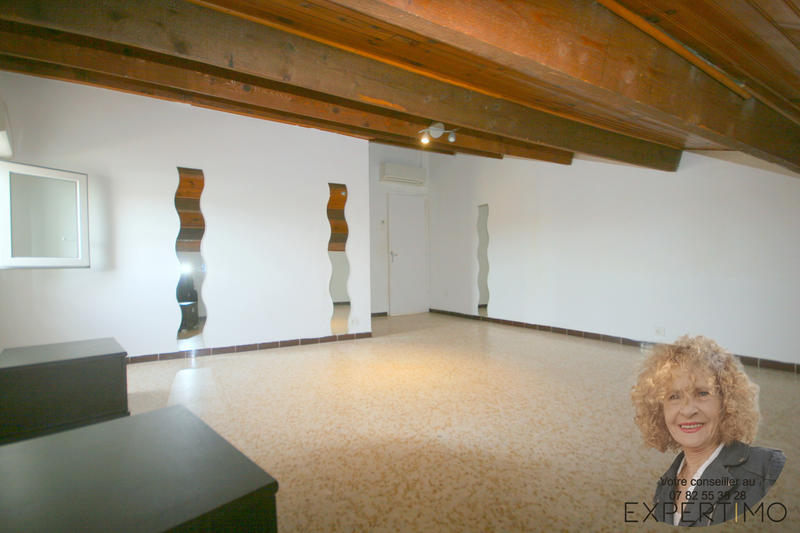 Appartement - 64 m² - 2 pièces