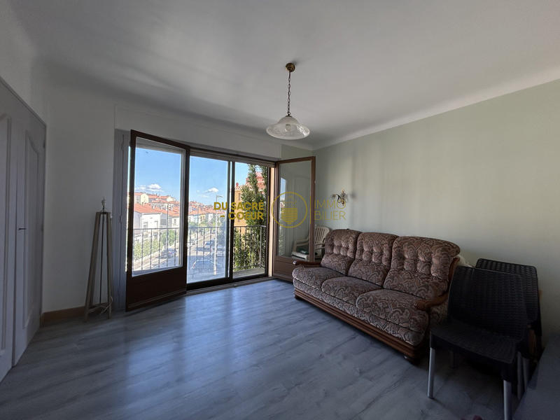 Appartement - 98 m² - 5 pièces