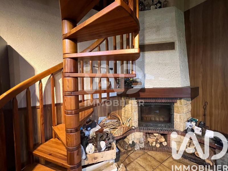 Maison - 104 m² - 5 pièces