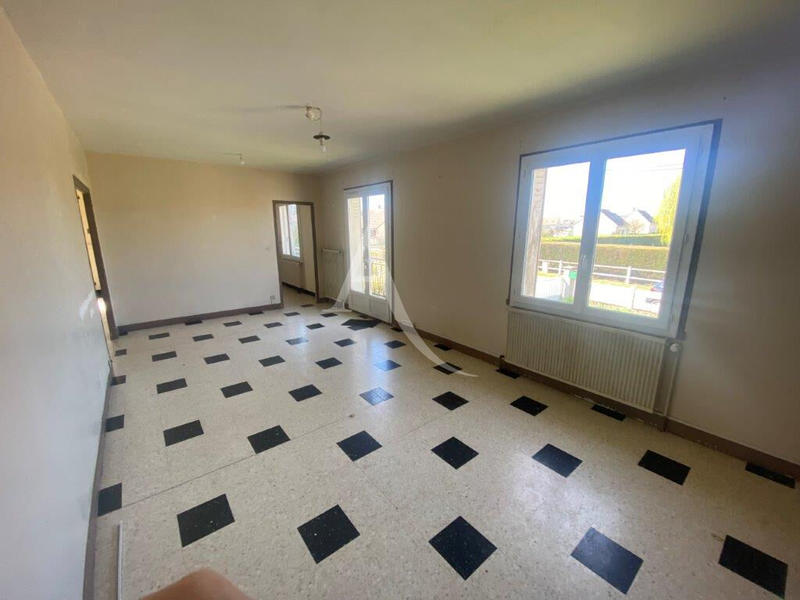 Maison - 95 m² - 5 pièces