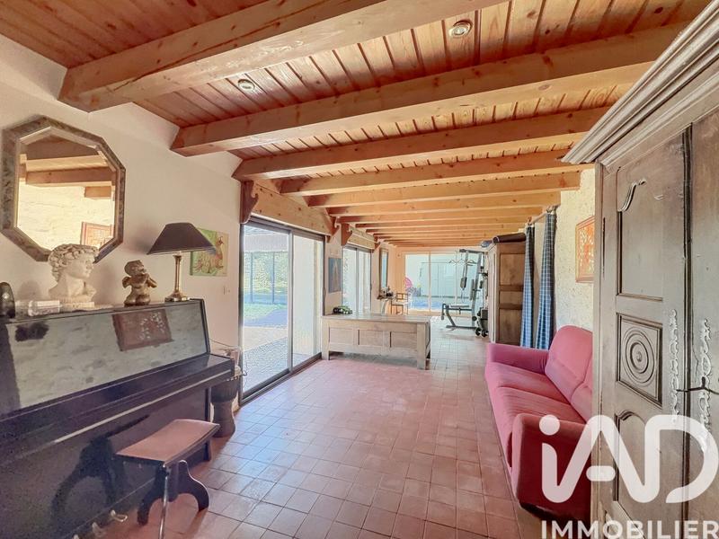 Maison - 394 m² - 9 pièces