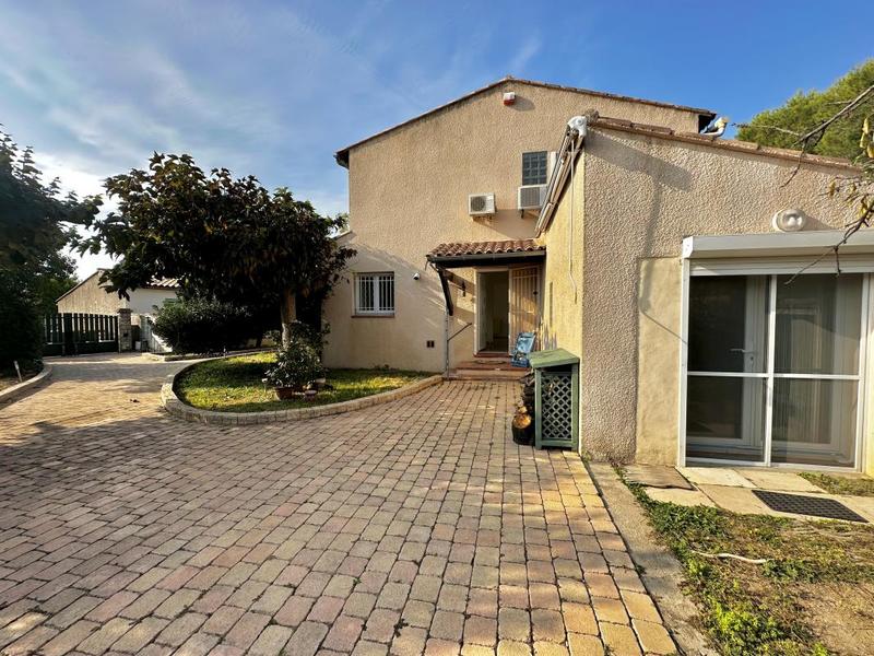 Maison - 143 m² - 5 pièces