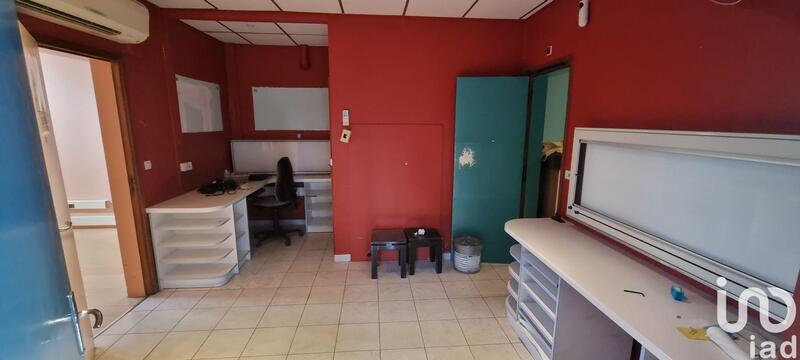 Local commercial - 147 m² - 10 pièces