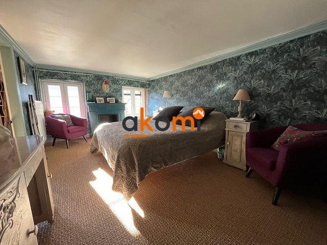 Maison - 203 m² - 10 pièces