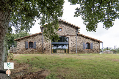 Maison - 281 m² - 8 pièces