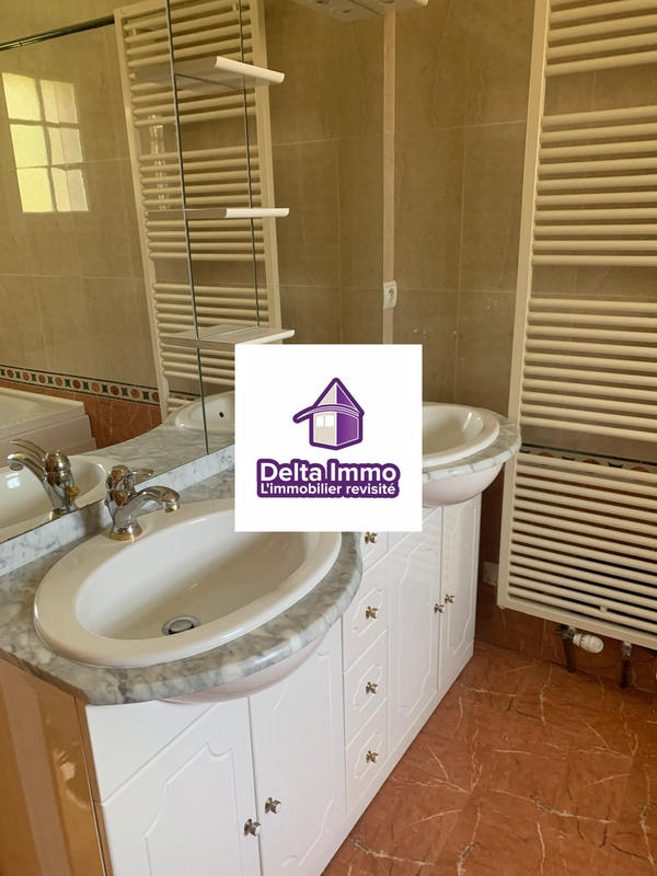 Maison - 177 m² - 6 pièces