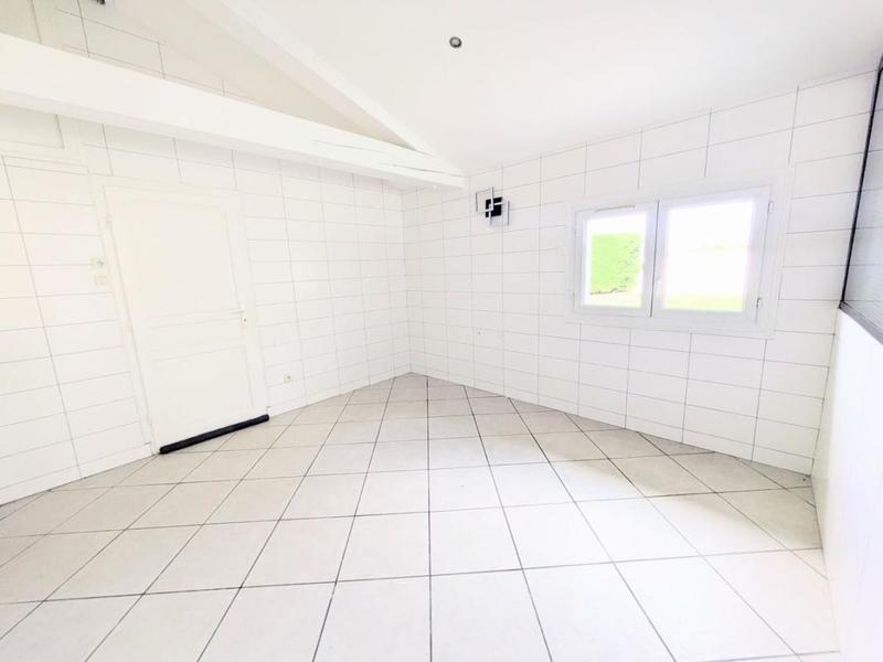 Maison - 280 m² - 7 pièces