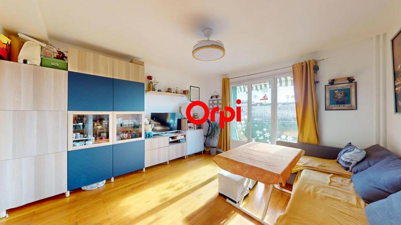 Appartement - 75 m² - 4 pièces