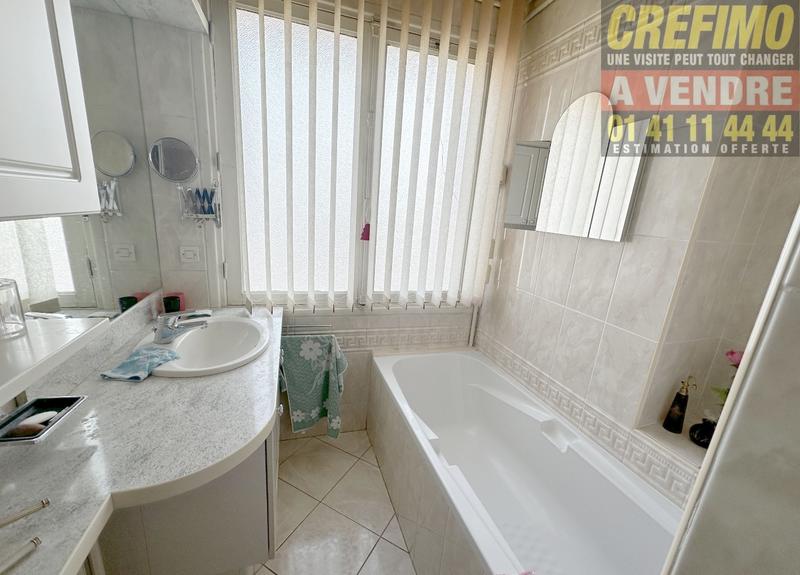 Appartement - 148 m² - 8 pièces