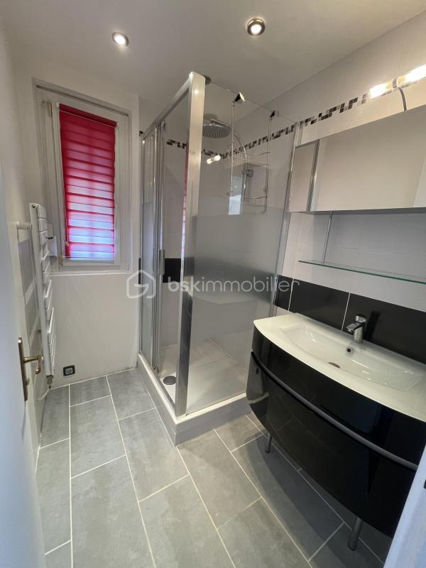 Pavillon - 124 m² - 5 pièces