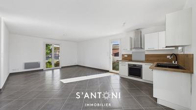 Maison - 108 m² - 5 pièces