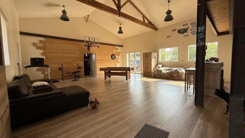 Demeure - 307 m² - 10 pièces