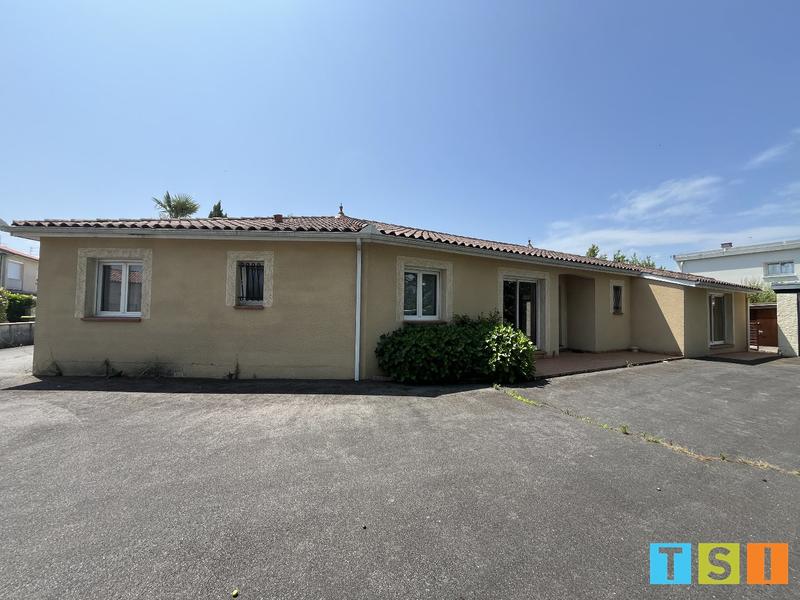 Maison - 169 m² - 5 pièces