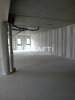 Local commercial - 154 m² - 1 pièce