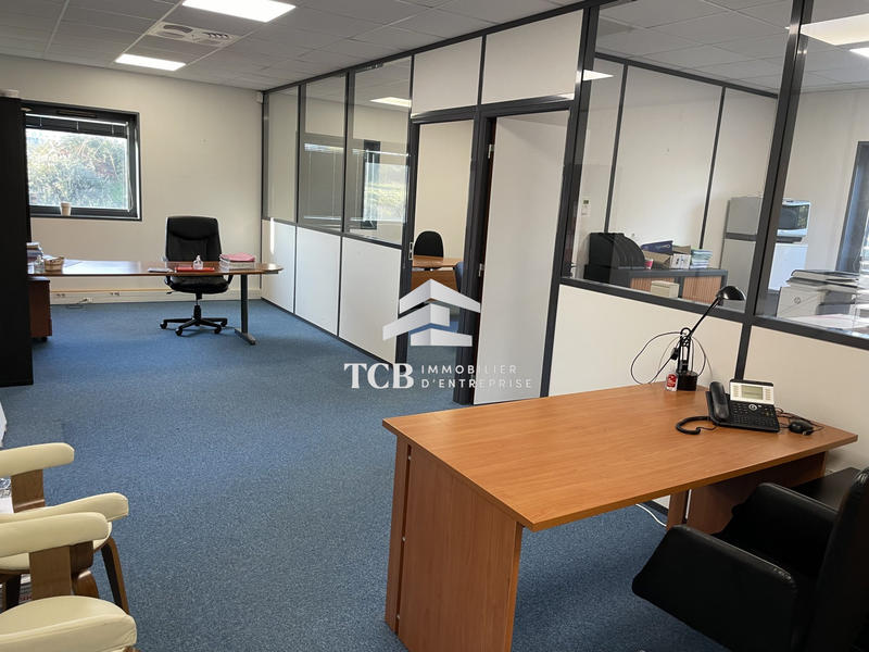 Bureau - 122 m²