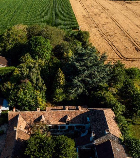 Propriété - 238 m² - 5 pièces