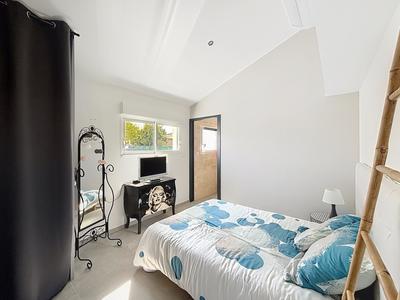 Maison - 103 m² - 5 pièces