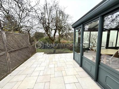 Pavillon - 104 m² - 6 pièces