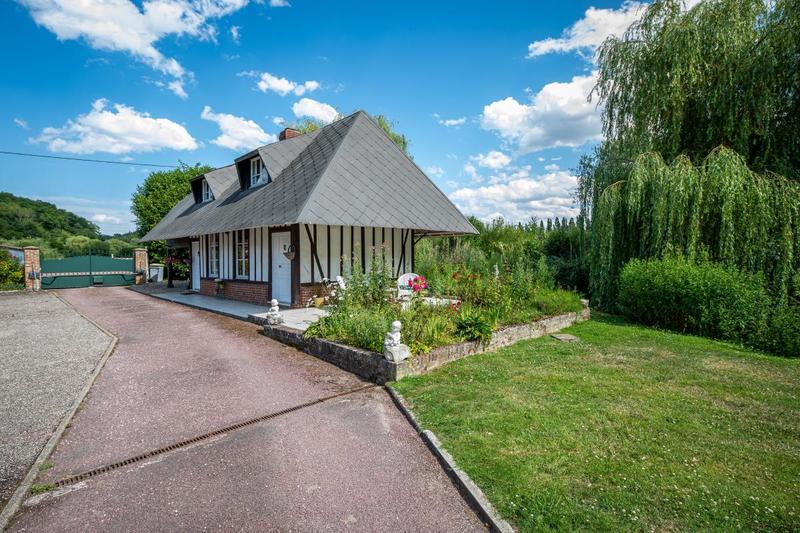 Propriété - 338 m² - 11 pièces